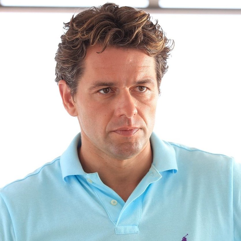 Julian Ovenden – Bild: France 2 Julian Ovenden – Bild: France 2