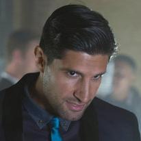 Kayvan Novak – Bild: WDR/BBC/Baby Cow Productions 2013