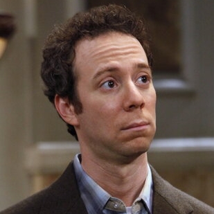 Kevin Sussman – Bild: Warner Bros. Television