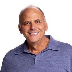 Kurt Fuller – Bild: MG RTL D / © 2013 Sony Pic