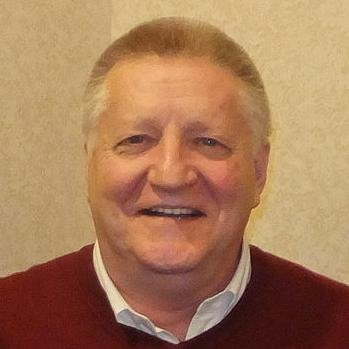 Larry Kenney – Bild: Rob DiCaterino from Clifton, NJ, USA, Larry Kenney March 2014, CC BY 2.0