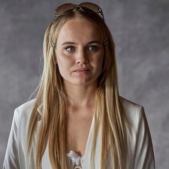 Luise von Finckh – Bild: ARD Degeto Film/Florida Film GmbH/Ricardo Gstrein