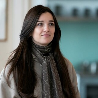 Marisa Abela – Bild: JULIA TERJUNG / Warner / Home Box Office, Inc.