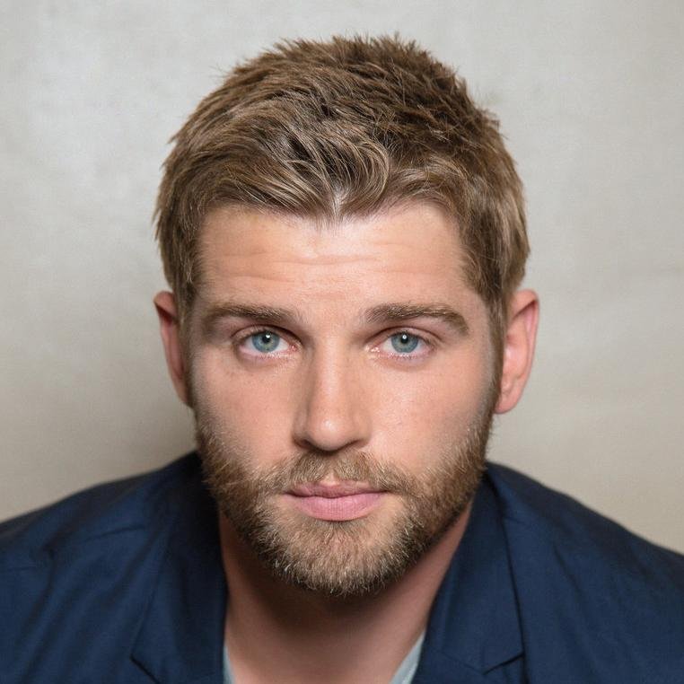 Mike Vogel – Bild: © 2013 CBS Broadcasting Inc. All Rights Reserved