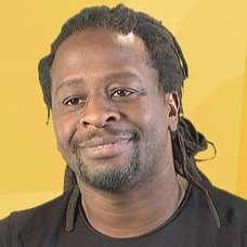 Mola Adebisi – Bild: rbb Mola Adebisi – Bild: rbb