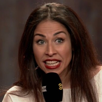 Negah Amiri – Bild: ViacomCBS