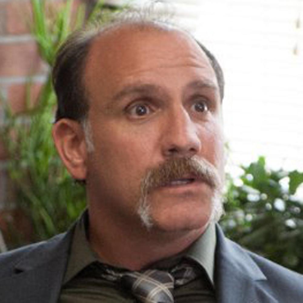 Nick Sandow – Bild: Lionsgate/ Netflix