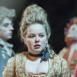 Nicola Coughlan – Bild: TVNOW / Hulu / Monumental