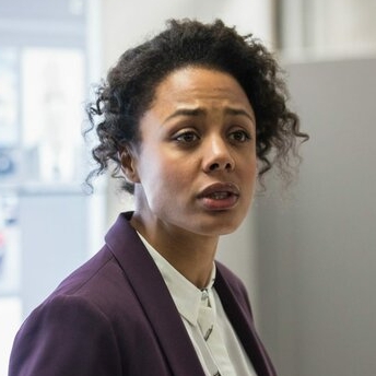 Nina Toussaint-White – Bild: ZDF/Sophie Mutevelian