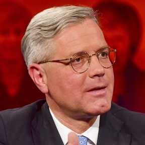 Norbert Röttgen – Bild: WDR/Oliver Ziebe