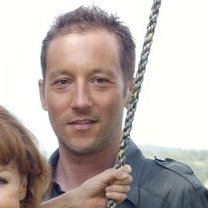 Oliver Broumis – Bild: ARD Degeto/Sandor Domonkos Oliver Broumis – Bild: ARD Degeto/Sandor Domonkos