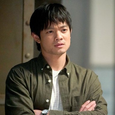 Osric Chau – Bild: ORF eins Osric Chau – Bild: ORF eins