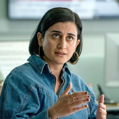 Özlem Saglanmak – Bild: Mike Kollöffel