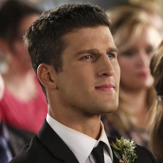 Filmografie Parker Young fernsehserien.de