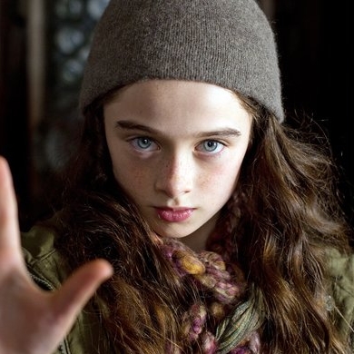 Raffey Cassidy – Bild: RTL Zwei