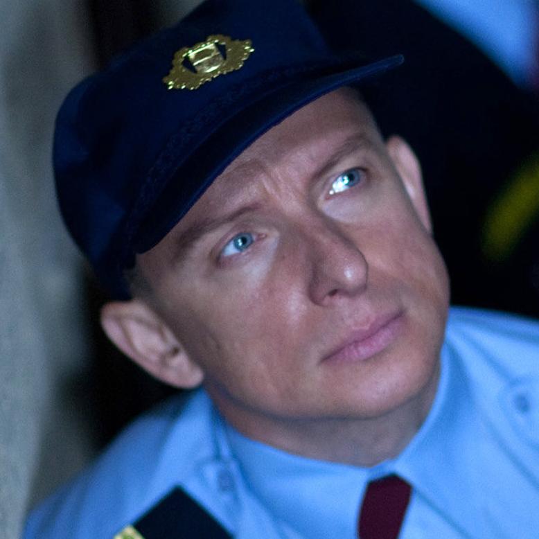 Raid Kaim – Bild: ARD Degeto/Yellow Bird Rights/Left Bank Pictures Kommisar Wallander - Hunde von Riga