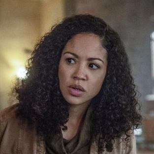 Riann Steele – Bild: CBS Broadcasting, Inc./Skip Bolen