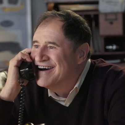 Richard Kind – Bild: CBS Entertainment / Bill Inoshita
