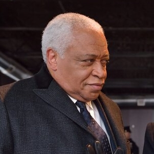 Ron Canada – Bild: Fox