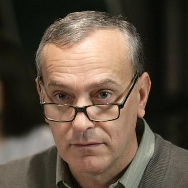 Simon Greenall – Bild: One