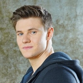 Simon Zachenhuber – Bild: TVNOW / Stefan Gregorowius