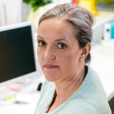 Sybille J. Schedwill – Bild: ORF/ZDF/Martin Valentin Menke