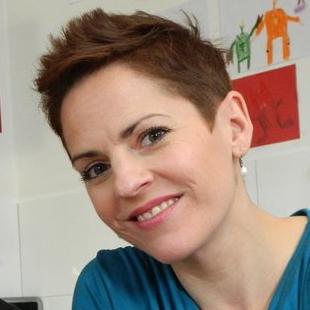 Sybille Schönberger – Bild: KiKA