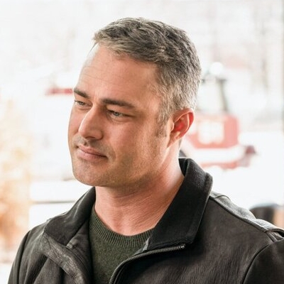 Taylor Kinney – Bild: SRF/NBC Universal