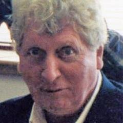 Tom Baker – Bild: Phil Guest from Bournemouth, UK, Tom Baker cropped, cropped, CC BY-SA 2.0