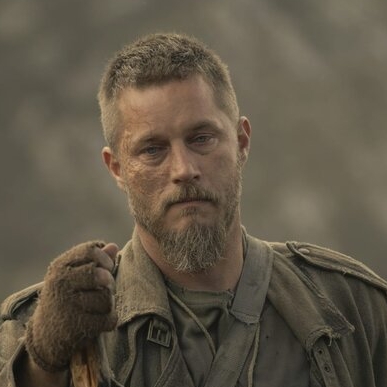 Travis Fimmel – Bild: WarnerMedia Direct, LLC./HBO Max™