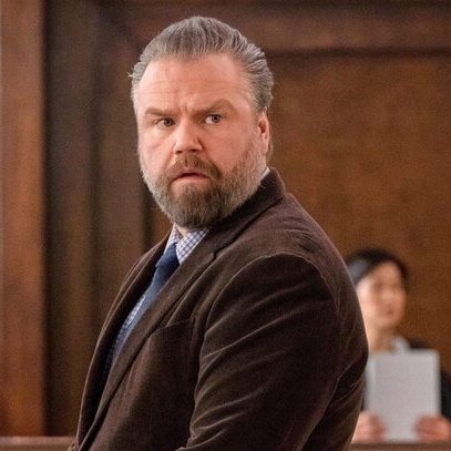 Tyler Labine – Bild: ORF/​Universal/​NBC/​Virginia Sherwood