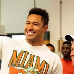 Uli Latukefu – Bild: NBC / Universal Television LLC.