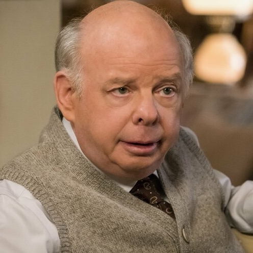 Wallace Shawn – Bild: WBEI / Michael Desmond