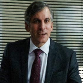 Wayne Pére – Bild: Puls 8