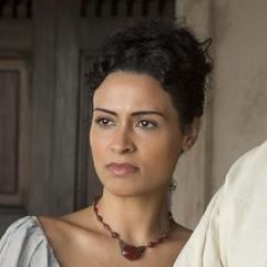 Yasmine Al Massri – Bild: 2014 NBCUniversal Media, LLC