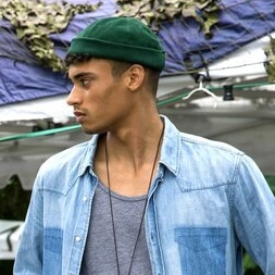 Zethphan Smith-Gneist – Bild: ARD/Daniela Incoronato