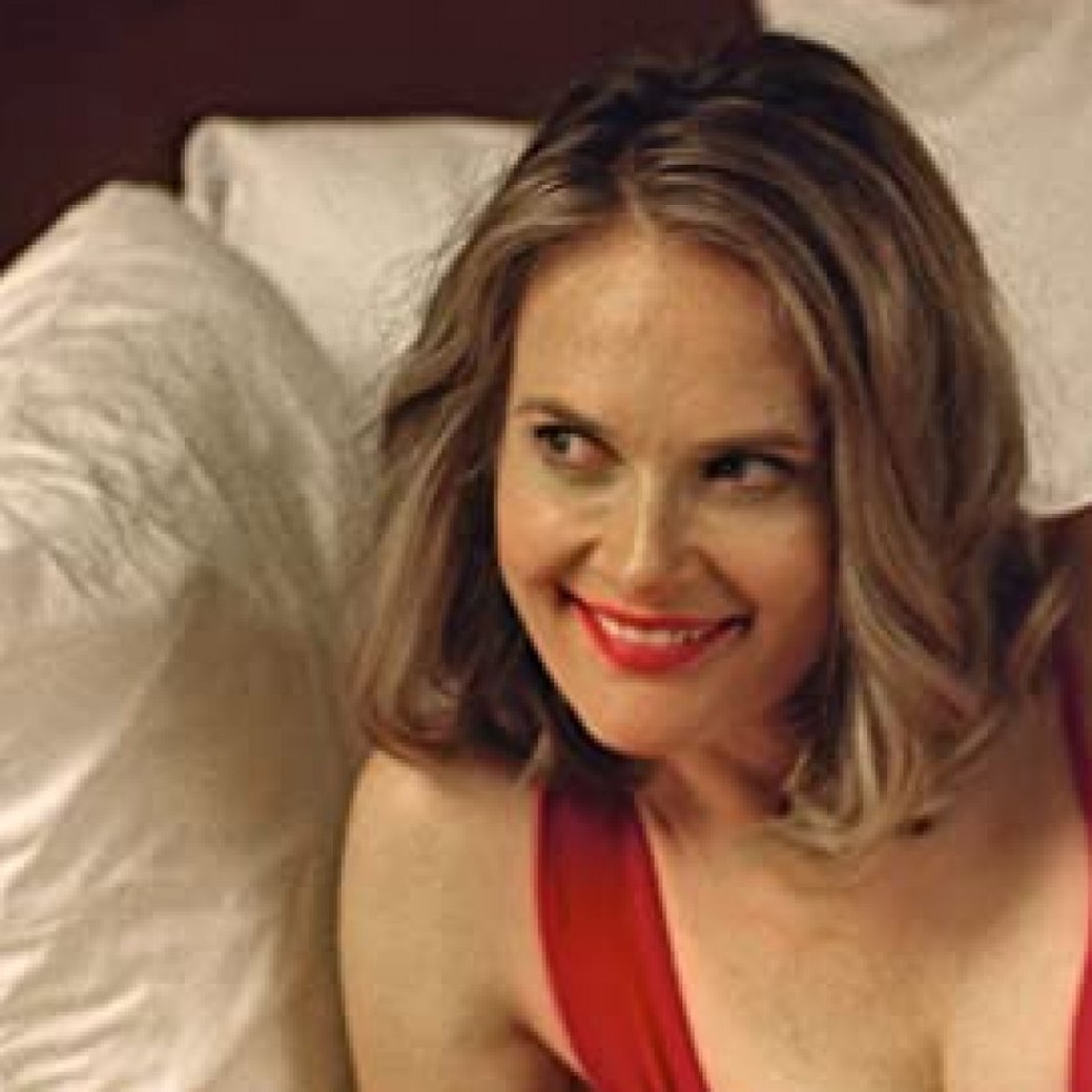 Rachel Blanchard („You Me Her“) für Amazon-Serie „The Summer I Turned  Pretty“ engagiert – fernsehserien.de