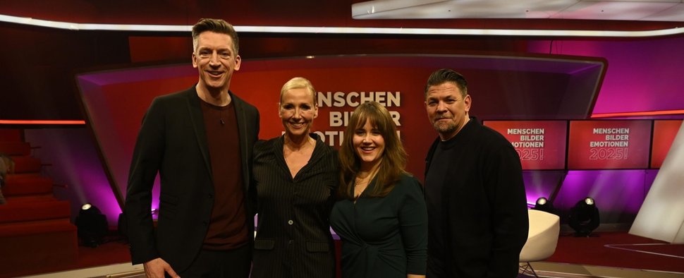 „Menschen, Bilder, Emotionen“: (v. l.) Steffen Hallaschka, Andrea Kiewel, Ricarda Lang und Tim Mälzer – Bild: RTL/Annette Etges