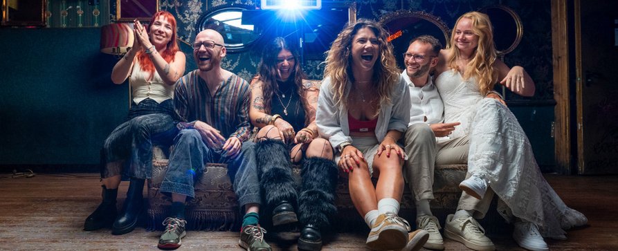 „Young Sex“: ZDF-Reportage untersucht Liebesleben der Gen Z – „37 Grad“-Dreiteiler zeigt Blind Date über Sex, Liebe und Glück – Bild: ZDF/​Christine Schroeder