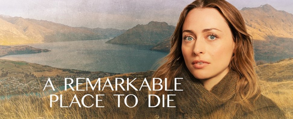 Chelsie Preston Crawford als Anaís Mallory in „A Remarkable Place to Die“ – Bild: Real Film