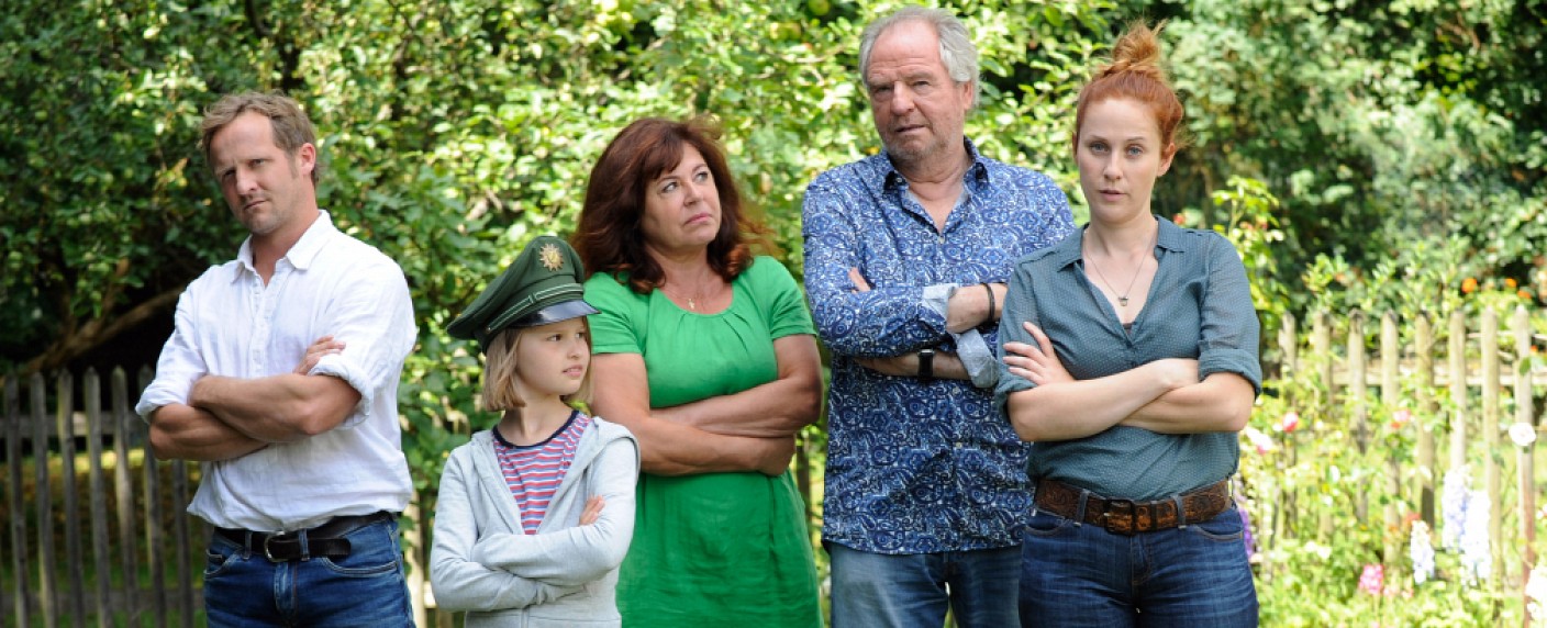 „Schwarzach 23“: Vierter Fall der ZDF-Krimireihe entsteht – Polizistenfamilie um Maximilian Brückner kehrt zurück – Bild: ZDF/​Barbara Bauriedl