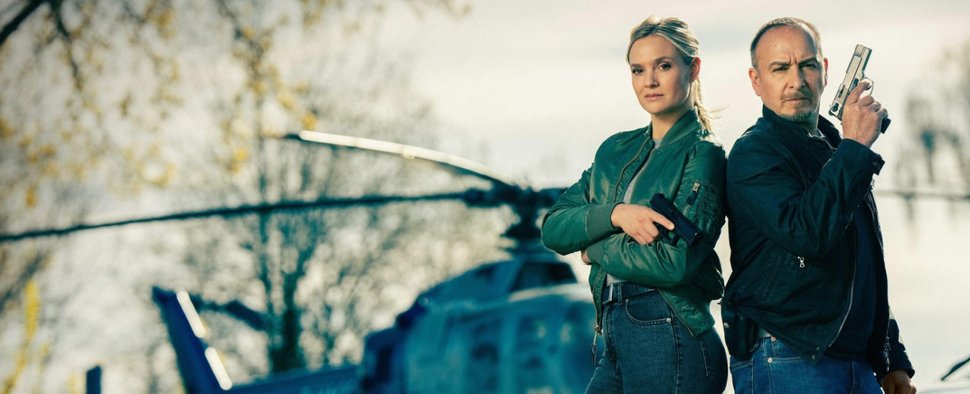 Ab Januar wieder am „Tödlichen Dienst-Tag“ unterwegs: Vicky Reisinger (Pia Stutzenstein) und Semir Gerkhan (Erdogan Atalay) in „Alarm für Cobra 11“ – Bild: RTL/Guido Engels