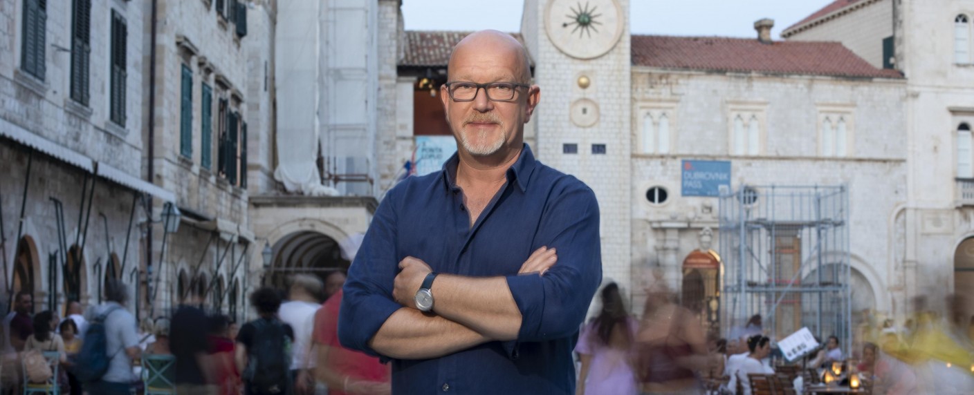 Kabel Eins bringt „Achtung Abzocke“ zurück und wird „Crazy …“ – Neuer Doku-Donnerstag um Betrüger und Verrücktheiten – Bild: Kabel Eins