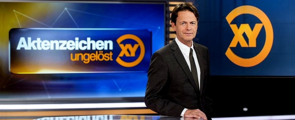 Rudi Cerne moderiert „Aktenzeichen XY…ungelöst“ – Bild: ZDF/Thomas R. Schumann