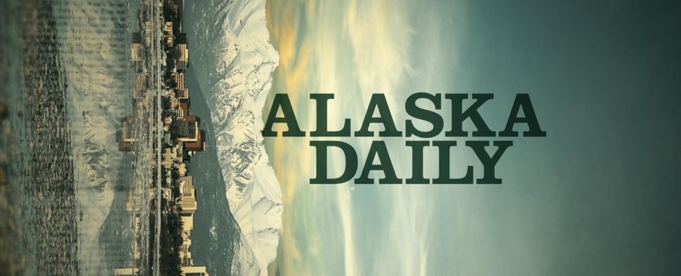 "Alaska Daily": Hilary Swank spürt im neuen Trailer dramatischen Schicksalen nach – Neue ABC-Serie um eine Journalistin und die Suche nach verschwundenen Frauen – Bild: ABC