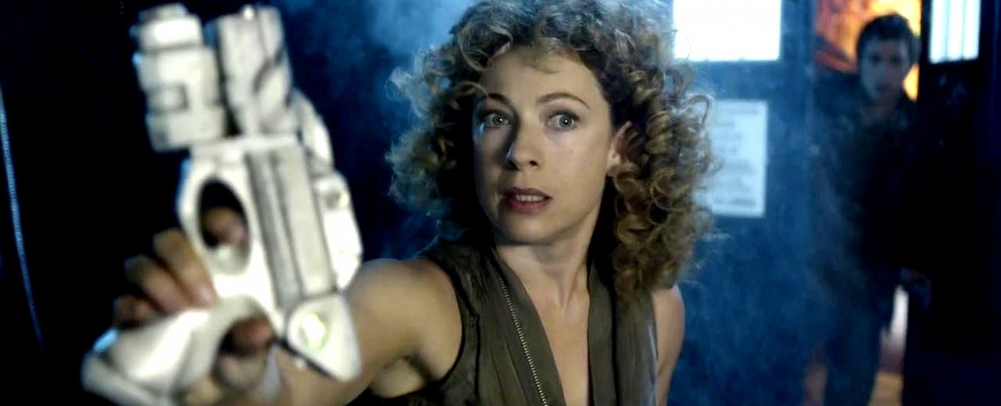 Alex Kingston und Colm Feore neben Regina Hall in Hulu-Pilot – Jacob Vargas ebenfalls für Winzer-Comedy „Crushed“ gecastet – Bild: BBC One