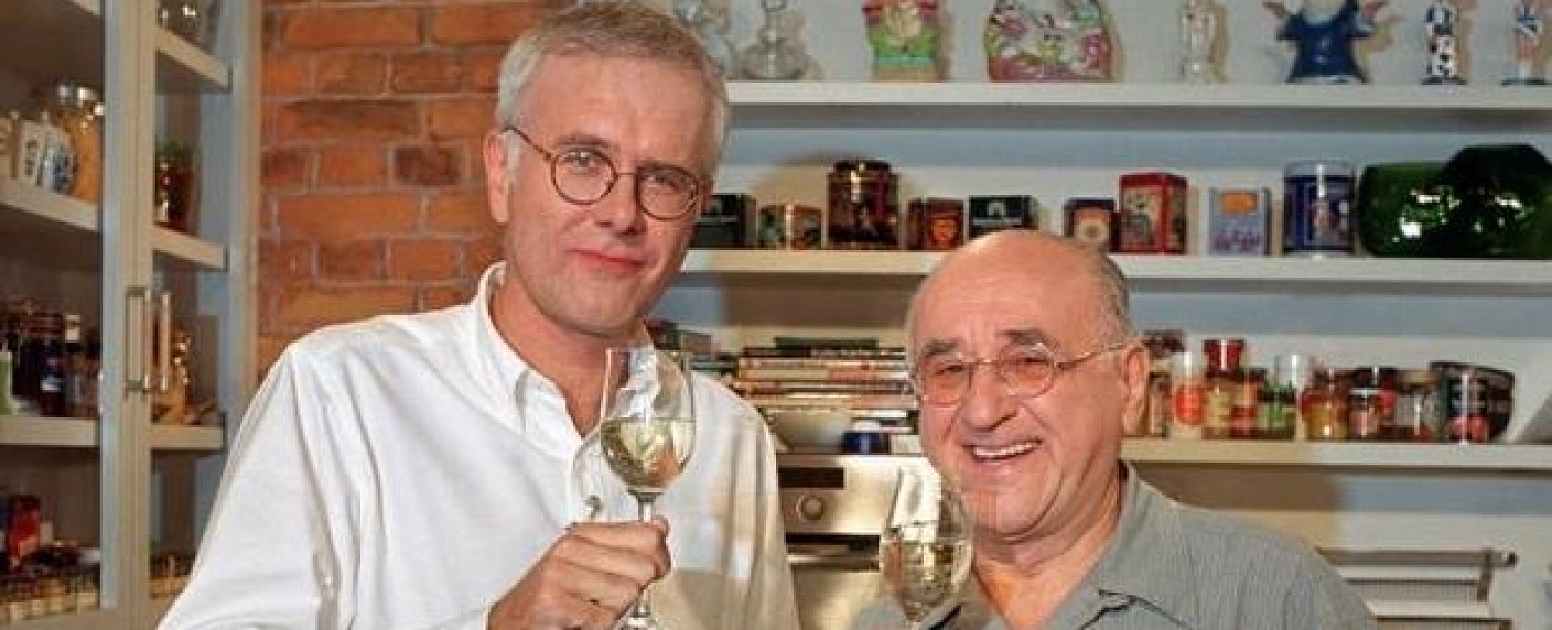 One wiederholt „Alfredissimo!“ mit Alfred Biolek – Wiedersehen mit Kochshow im April – Bild: WDR/​Michael Fehlauer