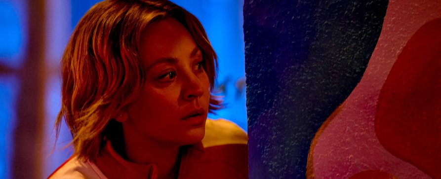 „Vanished – Vertraust du ihm“: Ich bin dann mal weg – Review – „The Big Bang Theory“-Star Kaley Cuoco trifft in mauem Vermisstenthriller auf Matthias Schweighöfer – Bild: AGC Studios/​Fragile Film/​MGM+/​Bruno Calvo