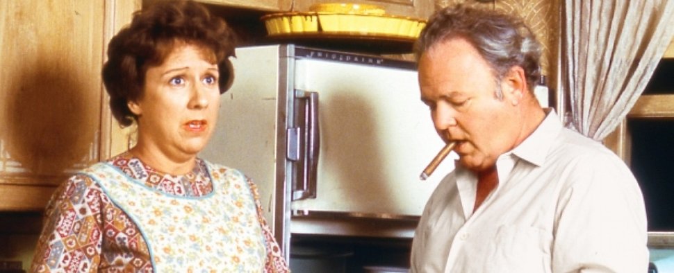 Jean Stapleton als Edith Bunker in „All In The Family“ neben US-Ekel Archie (Carroll O’Connor) – Bild: Sony Pictures Television, NYT