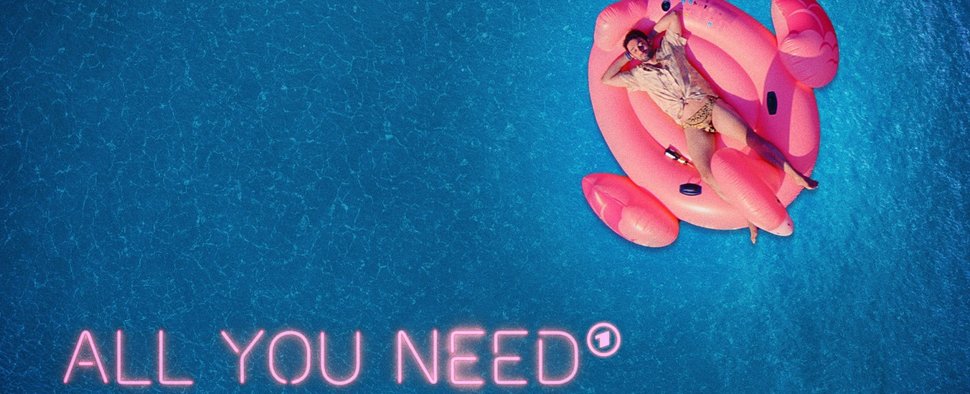 "All You Need": Zweite Staffel der Gay-Dramedy erhält Starttermin – Neue Folgen der queeren ARD-Serie – Bild: ARD Degeto/UFA Fiction/Andrea Hansen